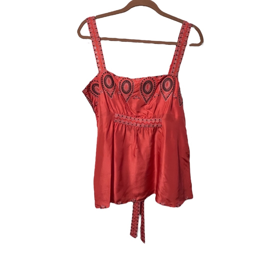 BCBGMaxAzria Woven Silk Top Coral Embroidered Tank Bohemian Quiet Luxury Medium